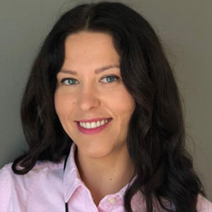 Dr. Marta Broszko